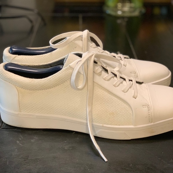 dressy tennis shoes mens